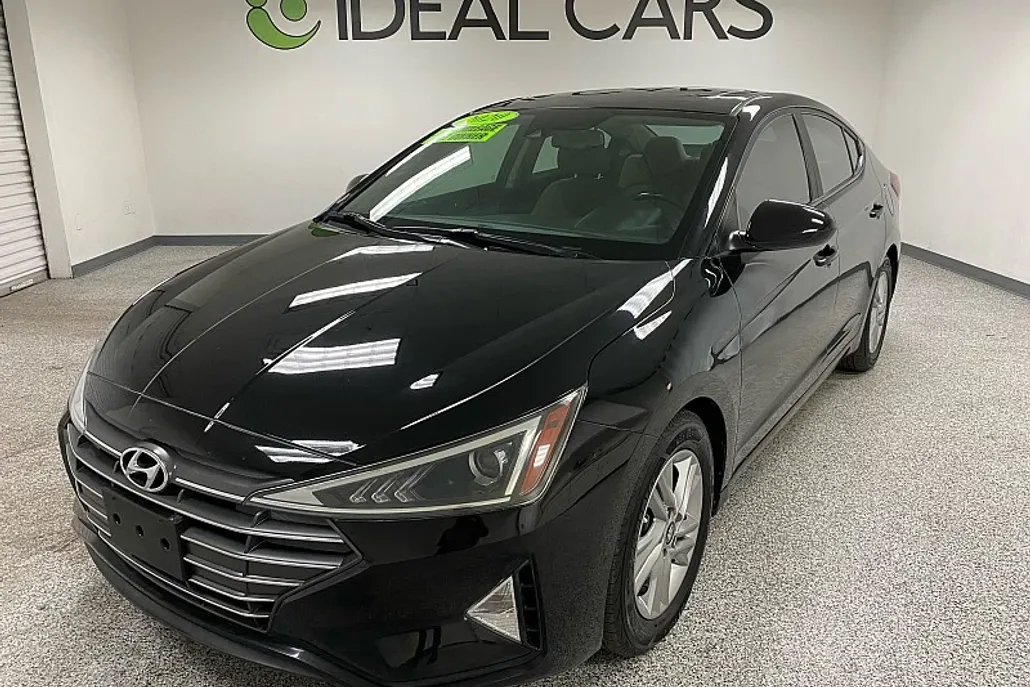 2020 Hyundai Elantra Value Edition photo 1
