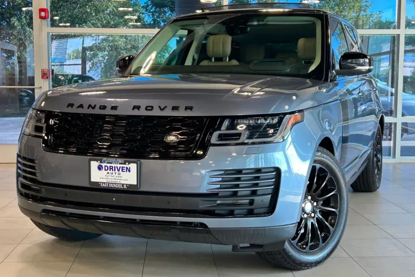 2018 Land Rover Range Rover HSE photo 1