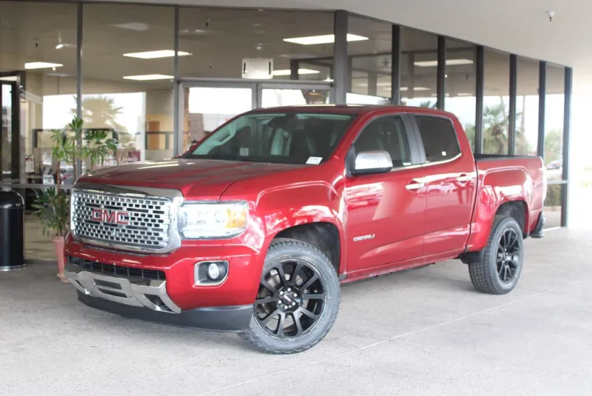 2017 Gmc Canyon Denali photo 1