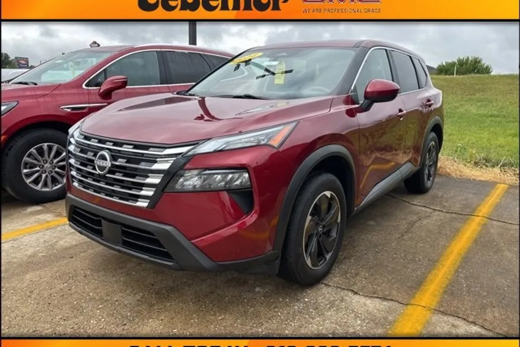 2024 Nissan Rogue SV photo 1