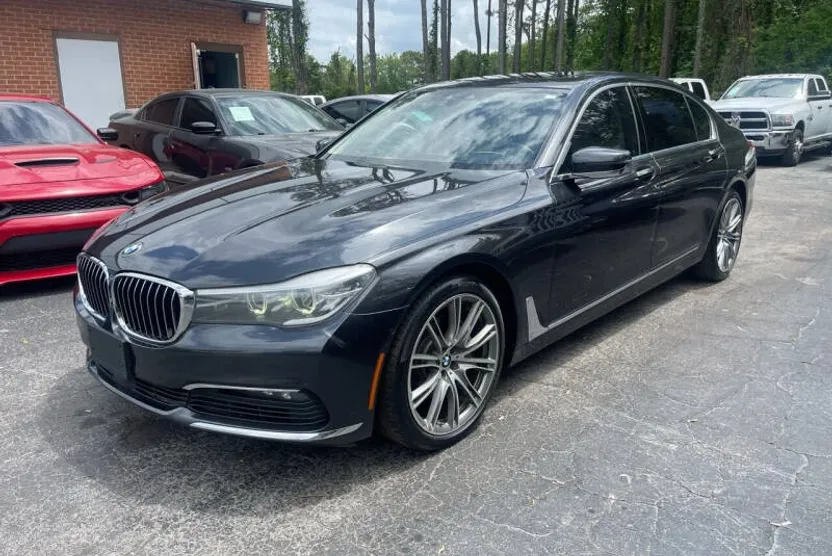 2016 Bmw 740i photo 1