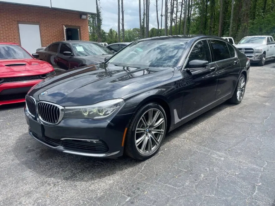 2016 Bmw 740i photo 1