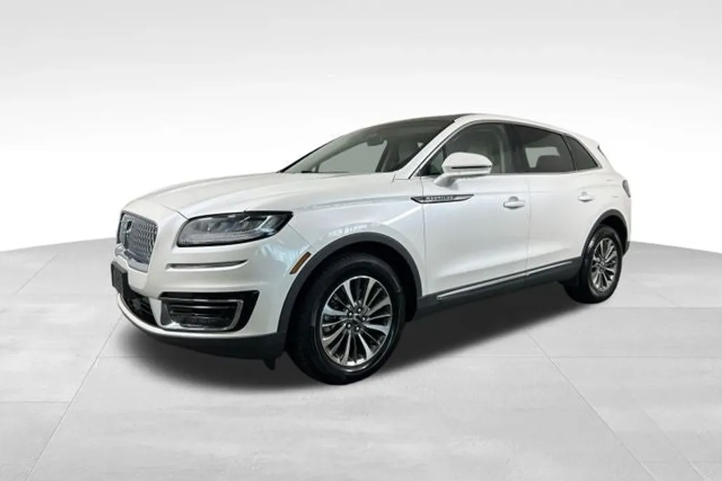 2019 Lincoln Nautilus Select photo 1