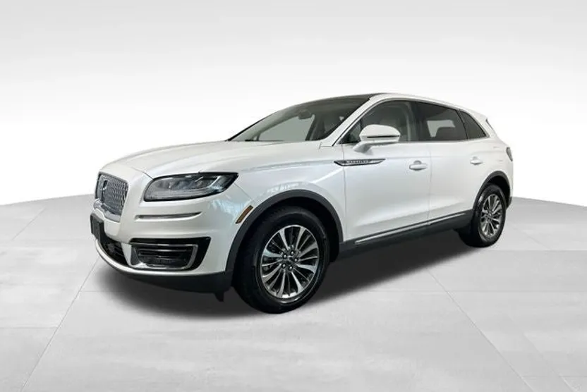 2019 Lincoln Nautilus Select photo 1