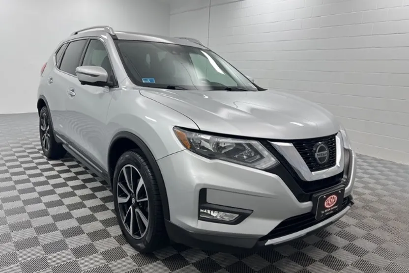 2019 Nissan Rogue SL photo 1
