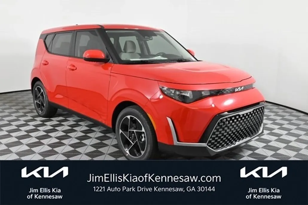 2025 Kia Soul EX photo 1
