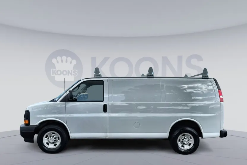 2017 Chevrolet Express Cargo 2500 photo 1
