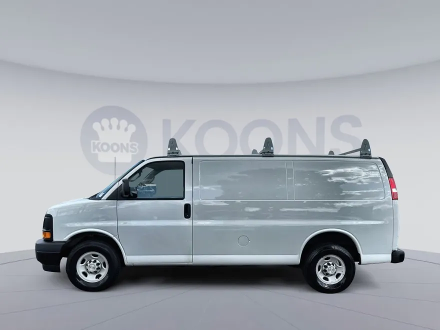 2017 Chevrolet Express Cargo 2500 photo 1