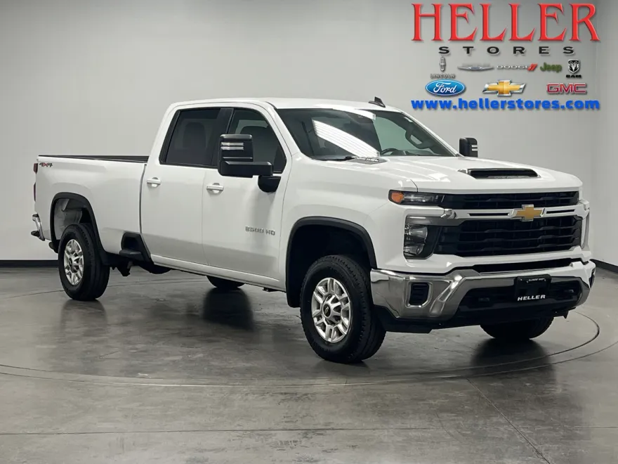 2024 Chevrolet Silverado 2500HD LT photo 1