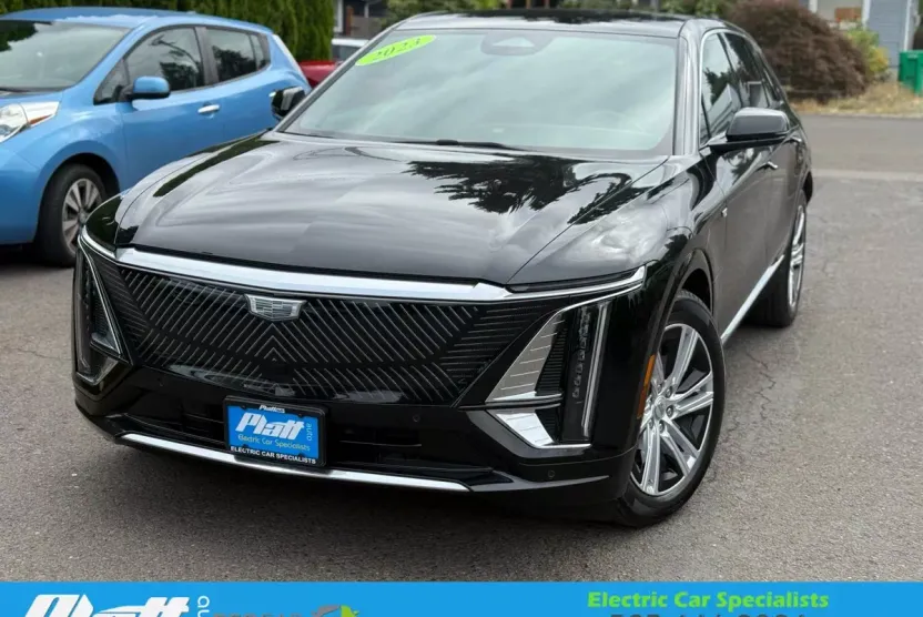 2024 Cadillac Lyriq Tech Sport photo 1