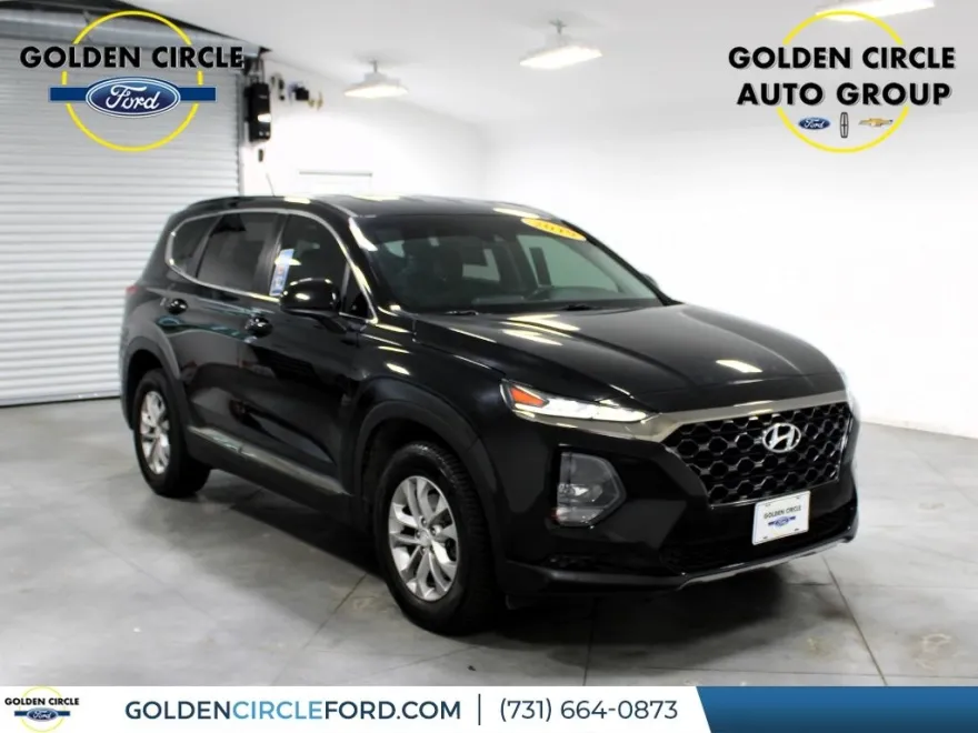 2019 Hyundai Santa Fe SE photo 1