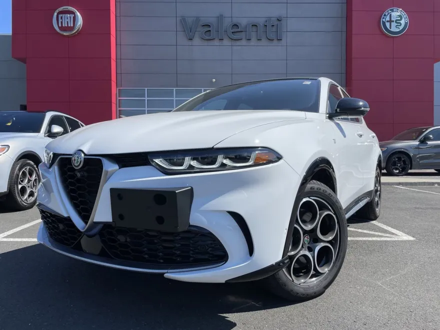 2024 Alfa Romeo Tonale Ti photo 1