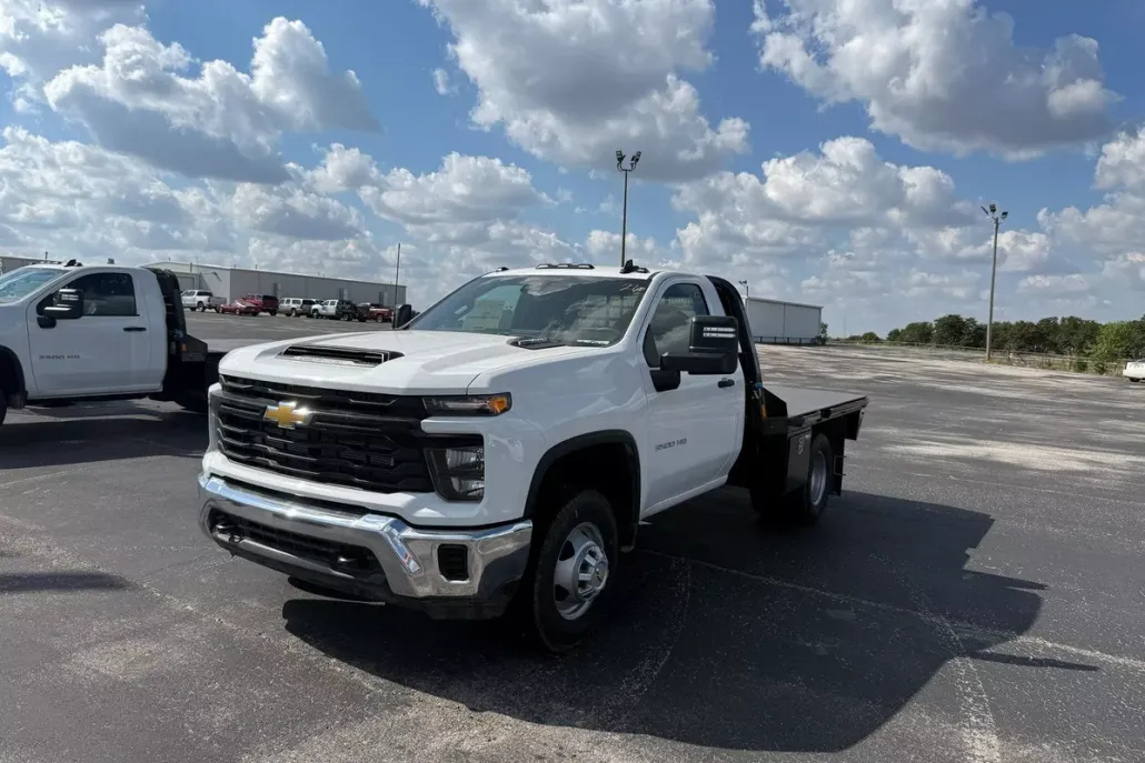 2025 Chevrolet Silverado 3500HD Work Truck photo 1