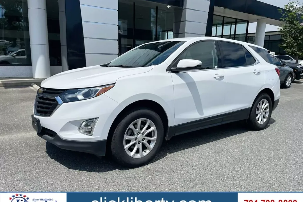 2018 Chevrolet Equinox LT photo 1