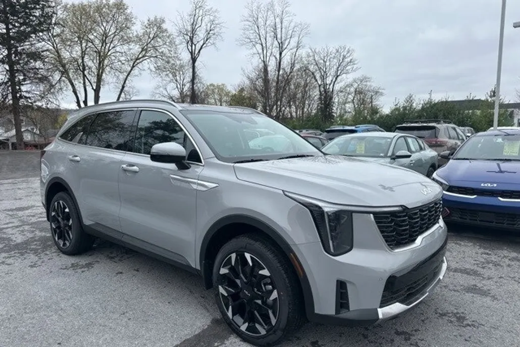 2025 Kia Sorento X-Line EX photo 1