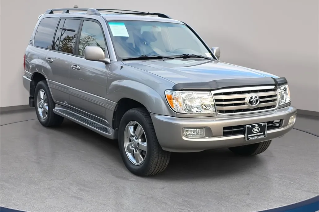 2006 Toyota Land Cruiser Base photo 1