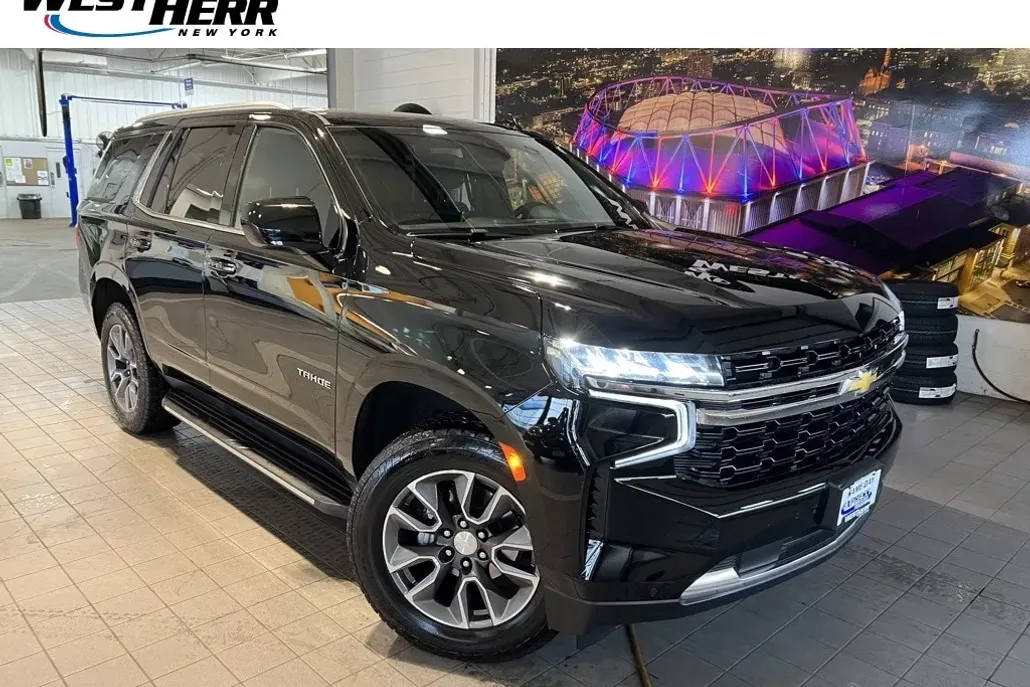 2023 Chevrolet Tahoe LS photo 1