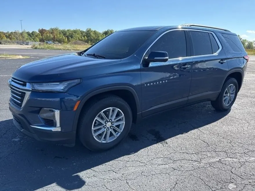 2022 Chevrolet Traverse Cloth photo 1