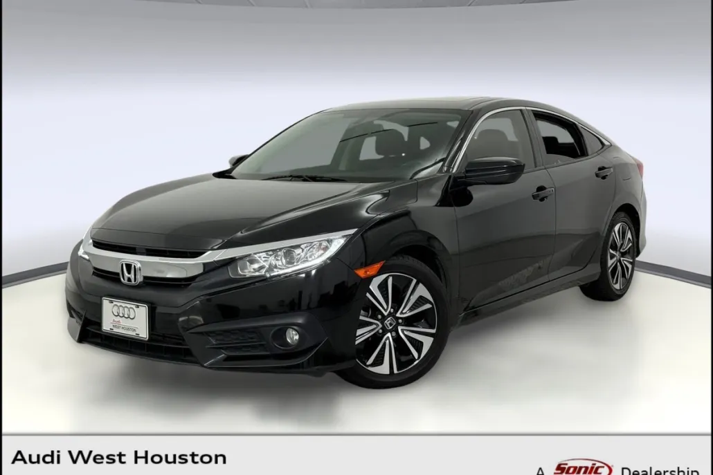 2018 Honda Civic EX-L photo 1