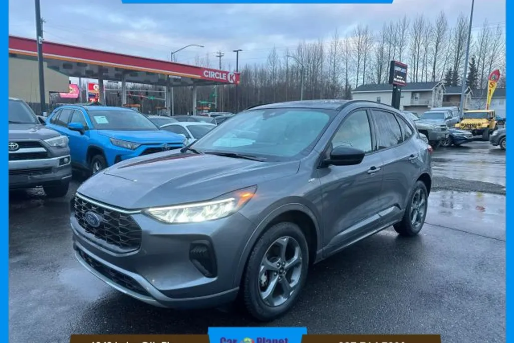2023 Ford Escape photo 1
