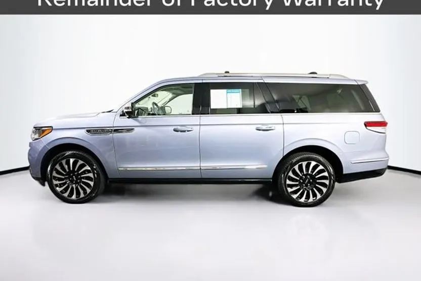 2024 Lincoln Navigator Black Label photo 1