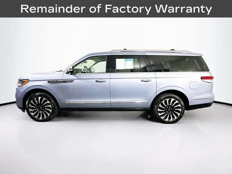 2024 Lincoln Navigator Black Label photo 1