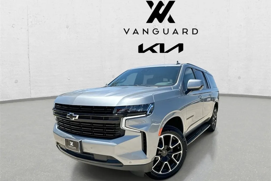 2024 Chevrolet Suburban RST photo 1