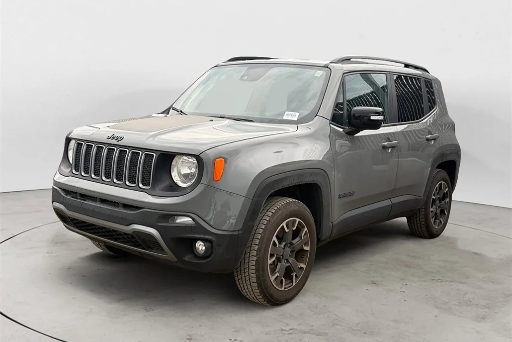 2023 Jeep Renegade Latitude photo 1