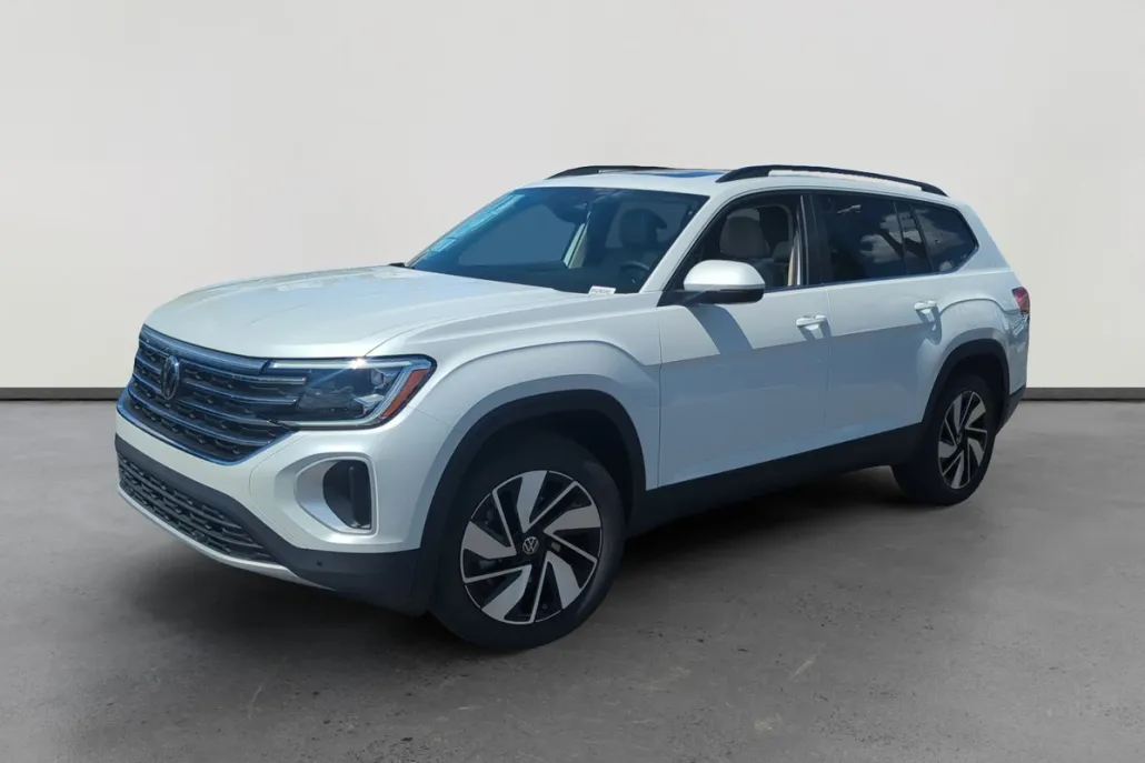 2026 Volkswagen Atlas SE Technology photo 1