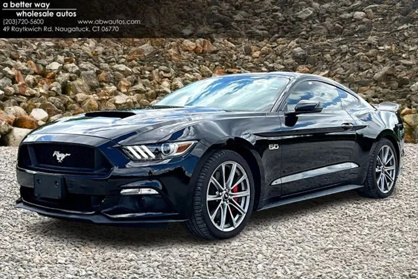 2015 Ford Mustang GT Premium photo 1