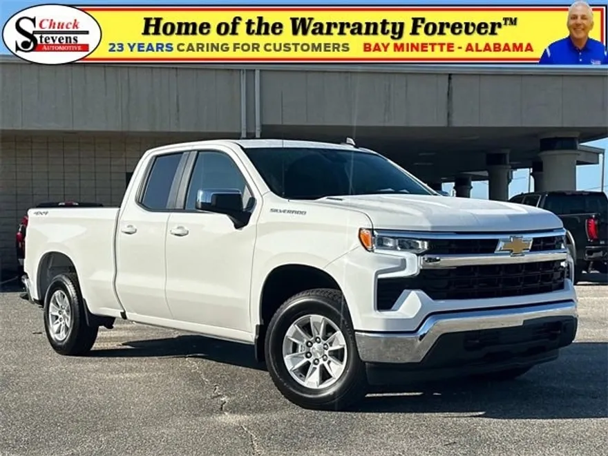 2025 Chevrolet Silverado 1500 LT photo 1