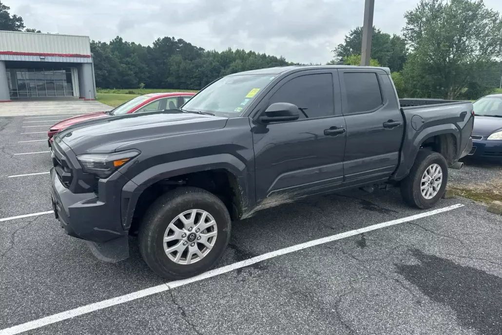 2024 Toyota Tacoma SR Double Cab photo 1