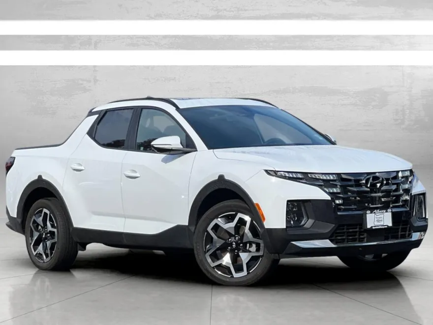2024 Hyundai Santa Cruz Limited photo 1