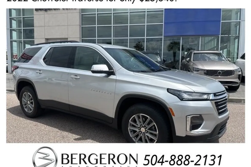 2022 Chevrolet Traverse photo 1