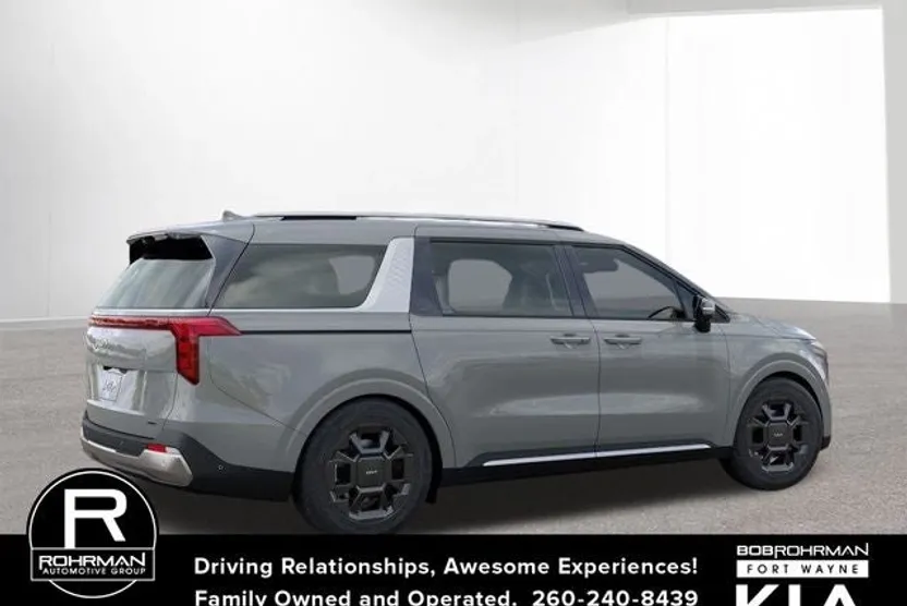 2026 Kia Carnival SX photo 1