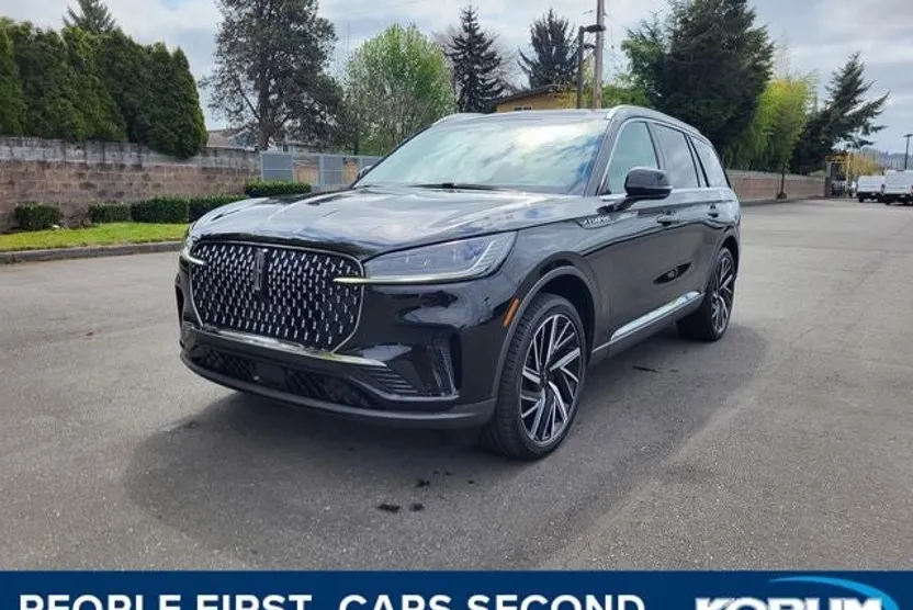 2025 Lincoln Aviator Reserve photo 1