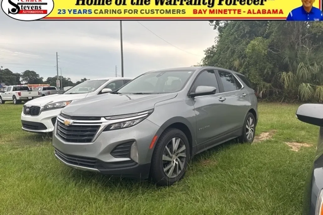 2023 Chevrolet Equinox LT photo 1