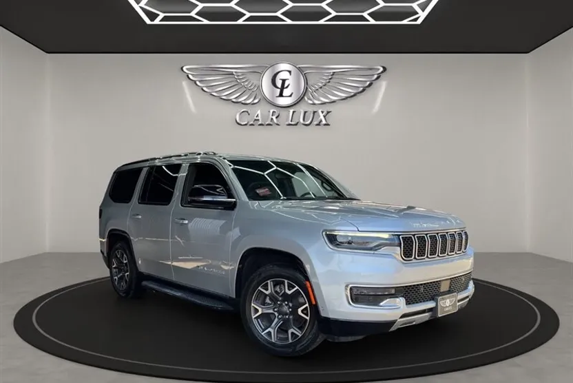 2023 Jeep Wagoneer Series III photo 1