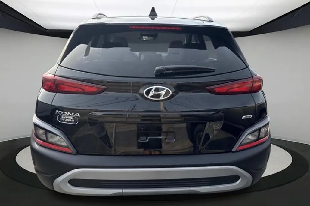 2023 Hyundai Kona SEL photo 1