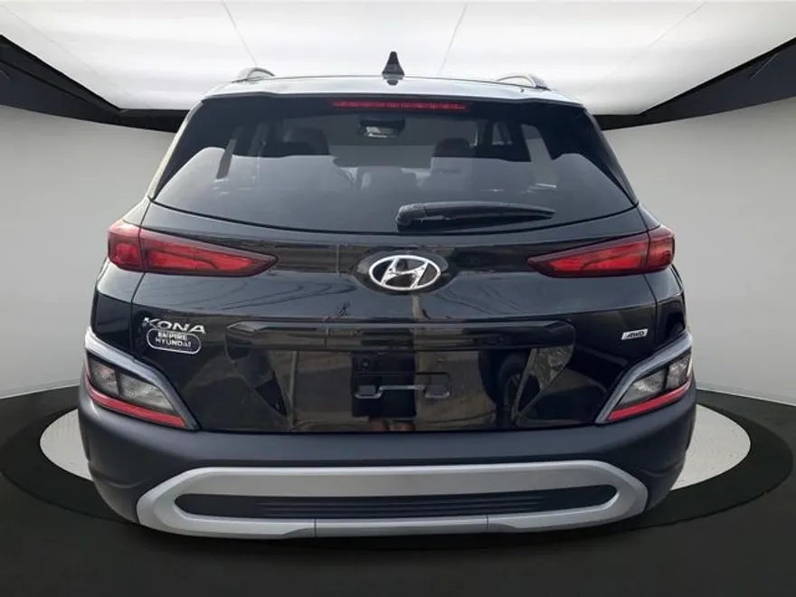 2023 Hyundai Kona SEL photo 1