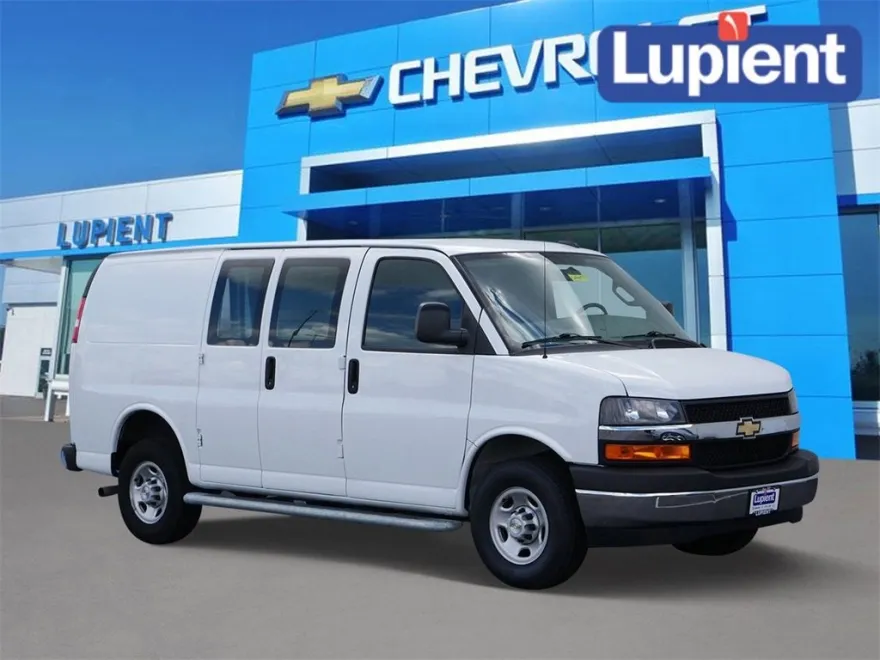 2023 Chevrolet Express Cargo 2500 photo 1