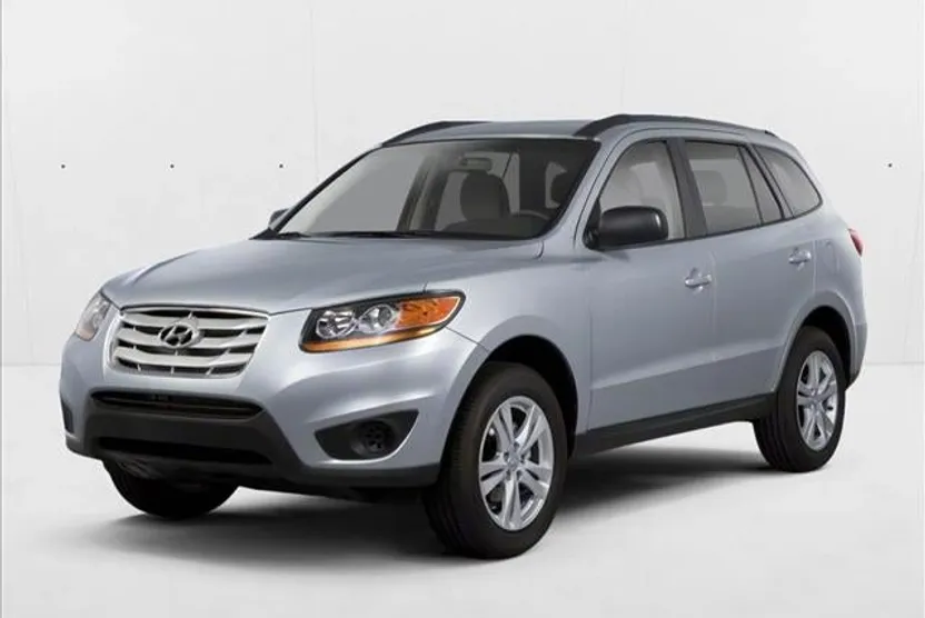2010 Hyundai Santa Fe GLS photo 1