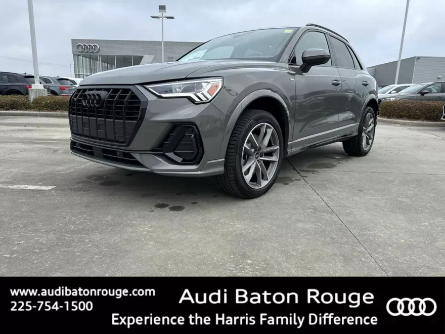 2025 Audi Q3 45 TFSI S line Premium photo 1