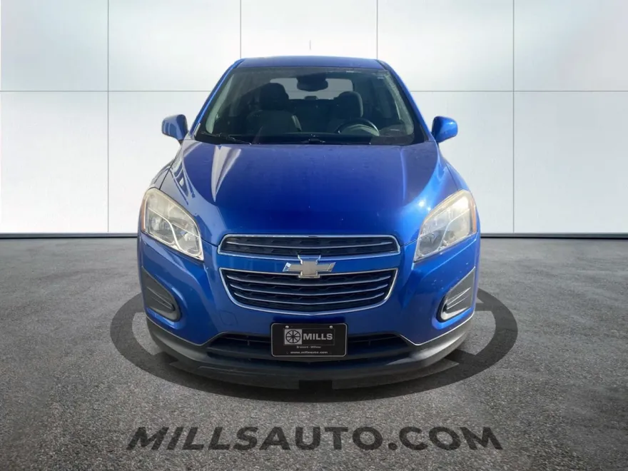 2016 Chevrolet Trax LS photo 1