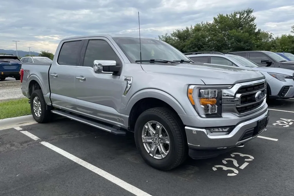 2021 Ford F-150 XLT photo 1
