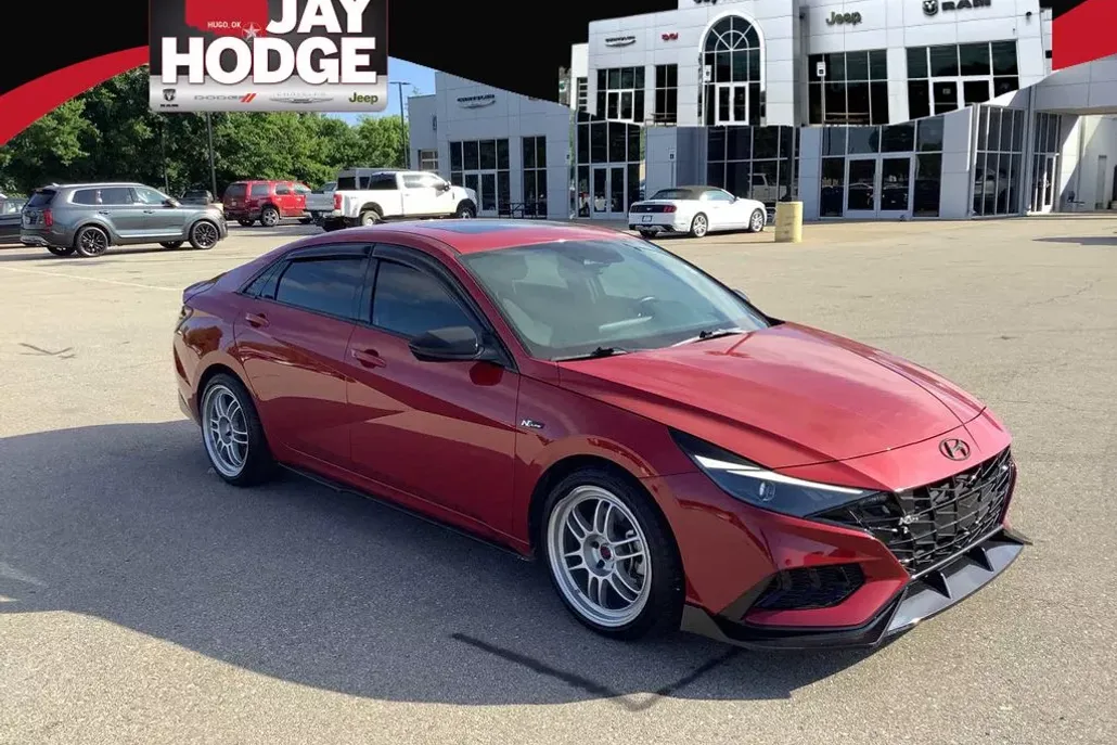 2022 Hyundai Elantra N Line photo 1