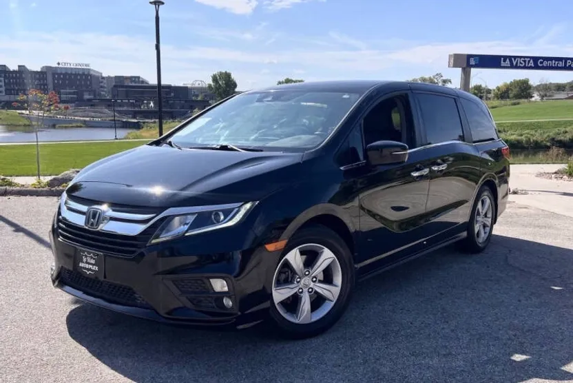 2020 Honda Odyssey EX photo 1