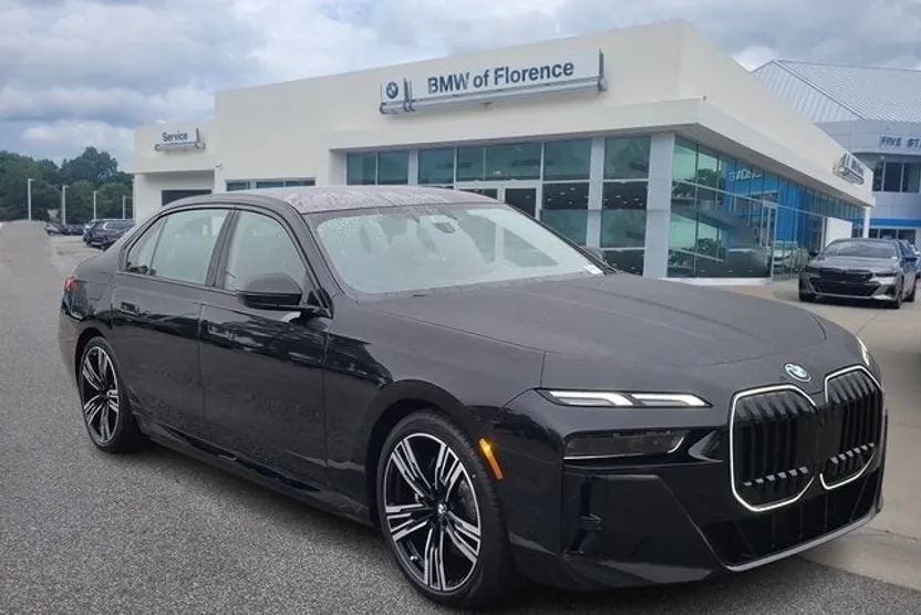 2025 Bmw i7 xDrive60 photo 1