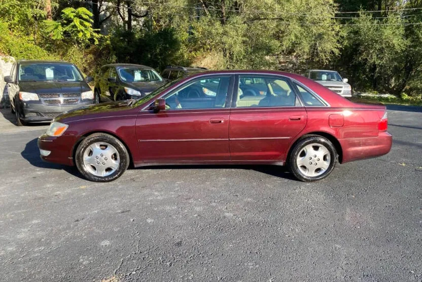 2003 Toyota Avalon XLS photo 1