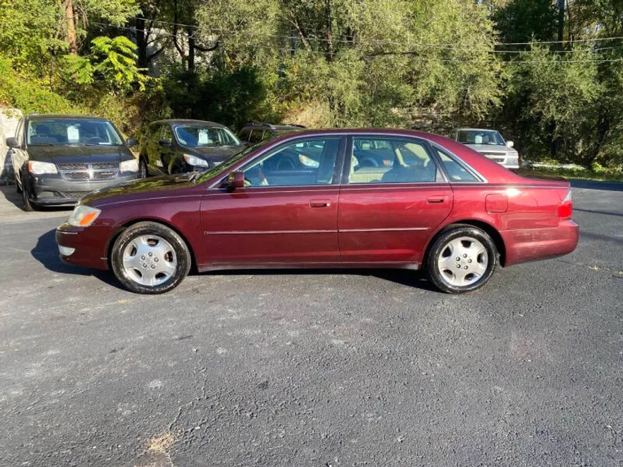 2003 Toyota Avalon XLS photo 1
